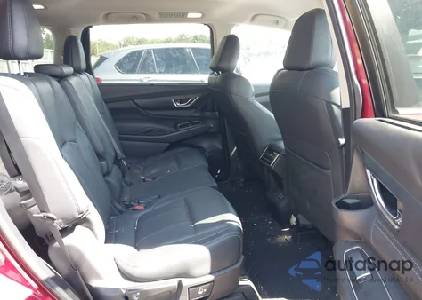 2023 Subaru Ascent Limited 8-Passenger z USA, uszkodzony, nr VIN 4S4WMAND0P3426470